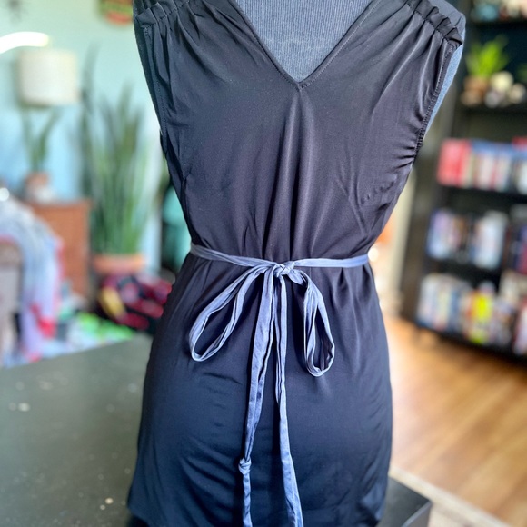 BCBGmaxAzria Dress Top Size Small - Picture 5 of 5